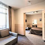 Wellton Centrum & 4*
