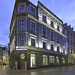 Wellton Centrum & Hotel 4*
