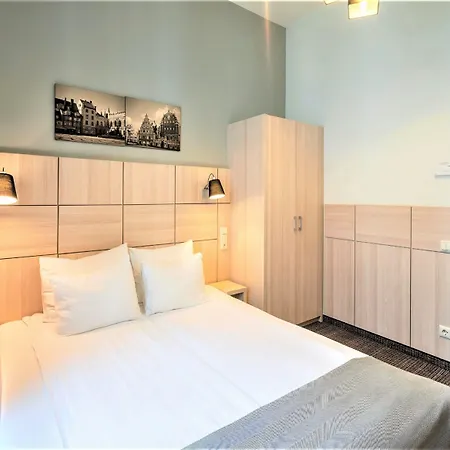 Wellton Centrum & 4*