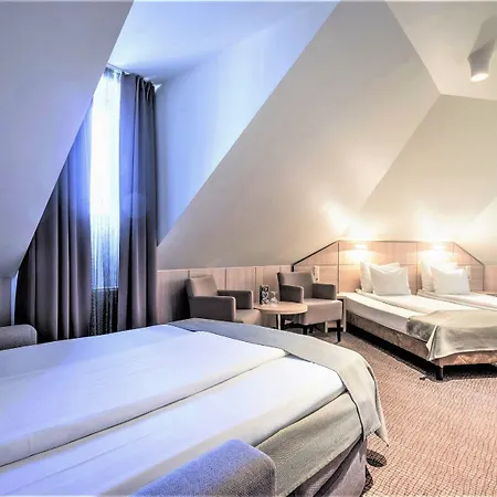 Hotel Wellton Centrum & 4*