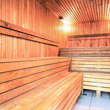 Hotel Wellton Centrum &