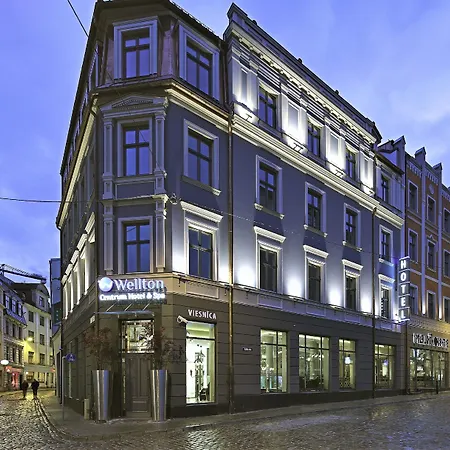 Wellton Centrum & Hotel 4*