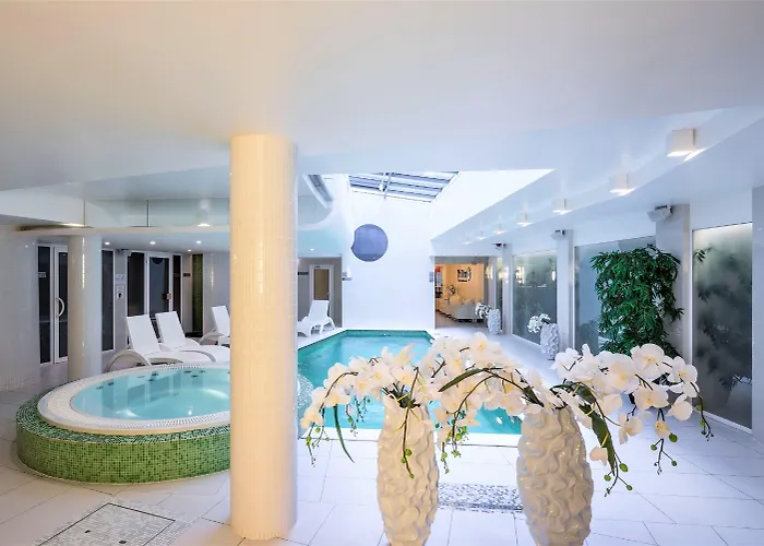 Wellton Centrum & Hotell