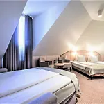 Szálloda Wellton Centrum & 4*