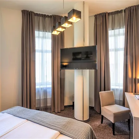 מלון Wellton Centrum & 4*