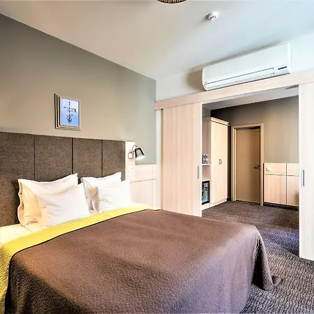 Wellton Centrum & 4*