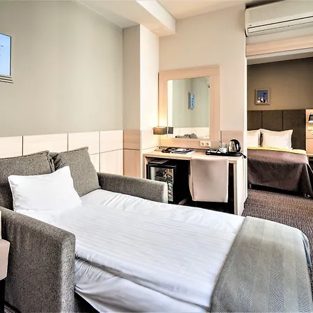 Wellton Centrum & 4*