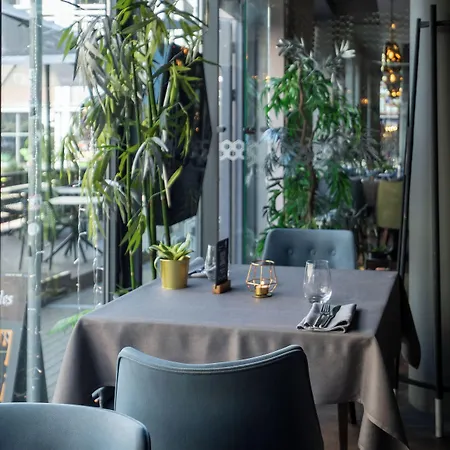 Ξενοδοχείο Wellton Centrum & 4*