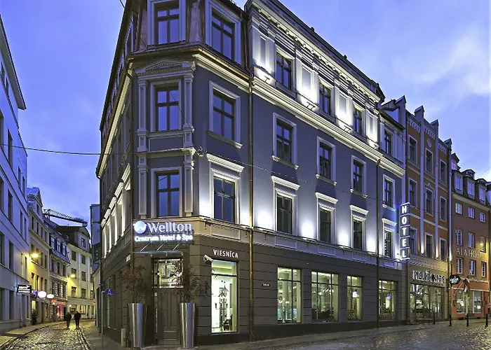 Wellton Centrum & Hotel 4*