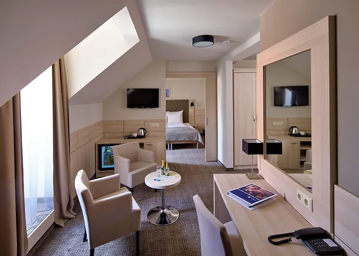 Hotel Wellton Centrum & 4*